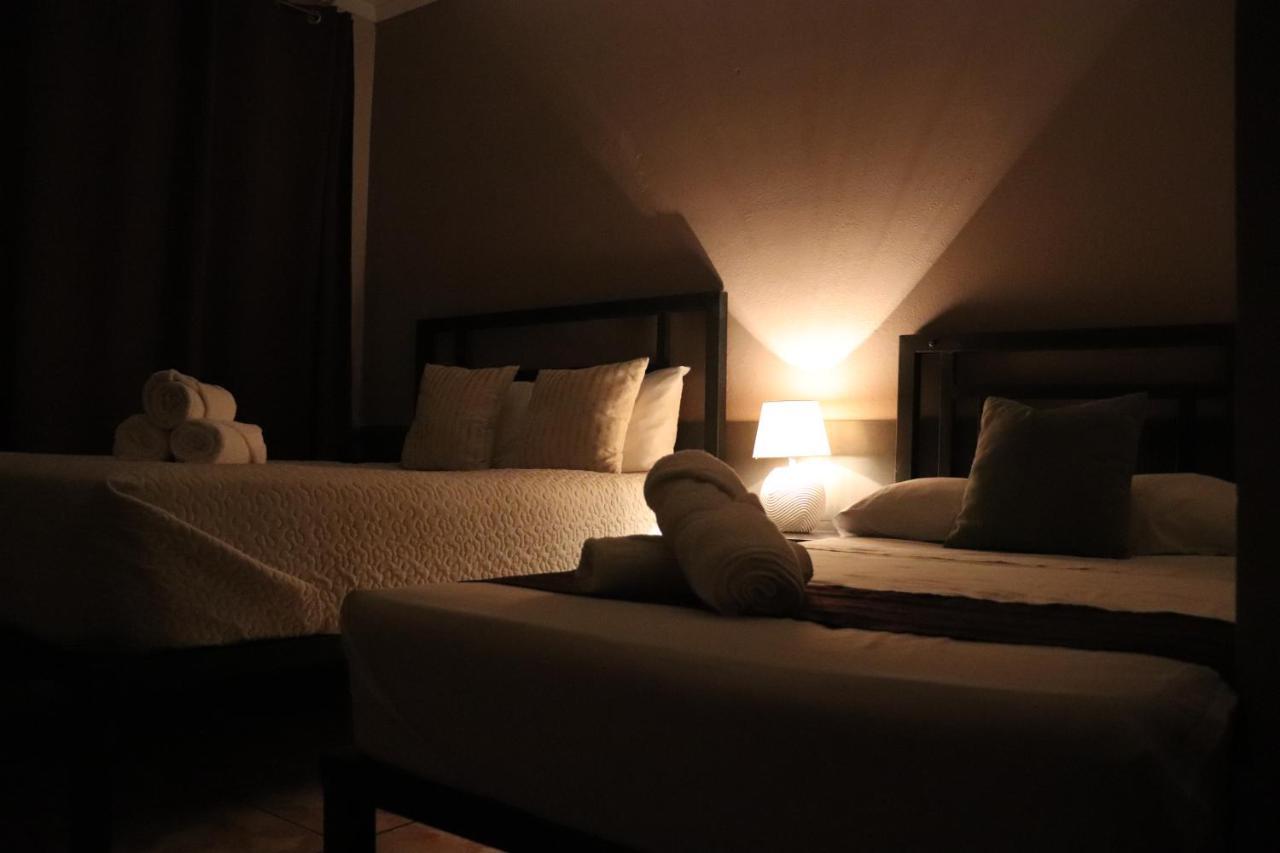 Hotel Casa Aura Cartago Kültér fotó