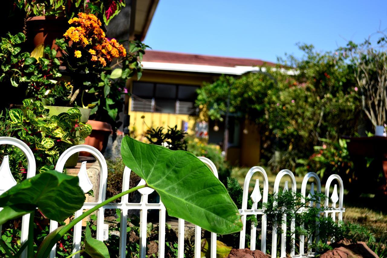 Hotel Casa Aura Cartago Kültér fotó