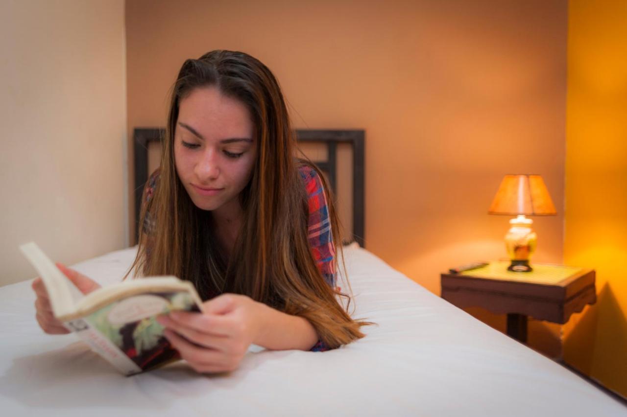 Hotel Casa Aura Cartago Kültér fotó